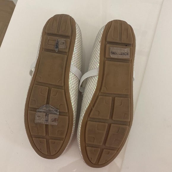 MK Mary Jane Flats excellent condition - Picture 2 of 2